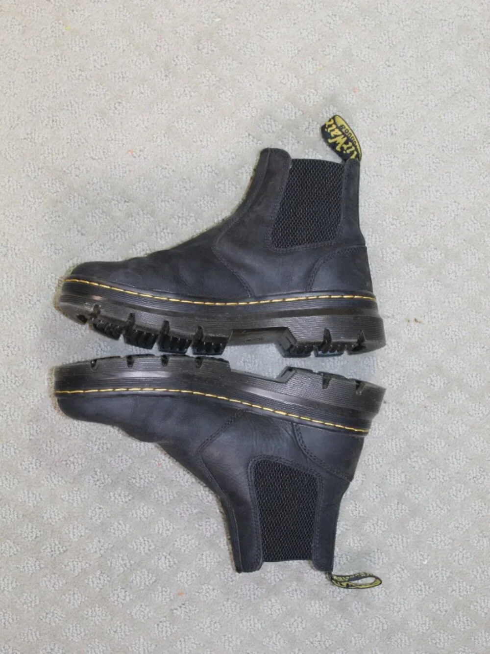 Dr. Martens Air Wair Women's 8 / Men's 7 Chelsea Black Nubuck Ankle Boots